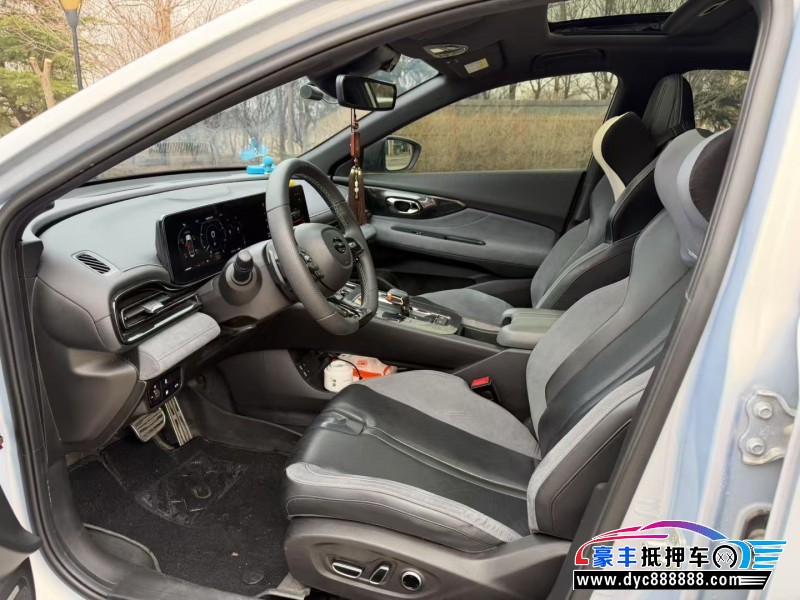 24年传祺影豹轿车抵押车出售