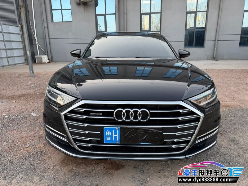 抵押车出售18年奥迪A8L轿车