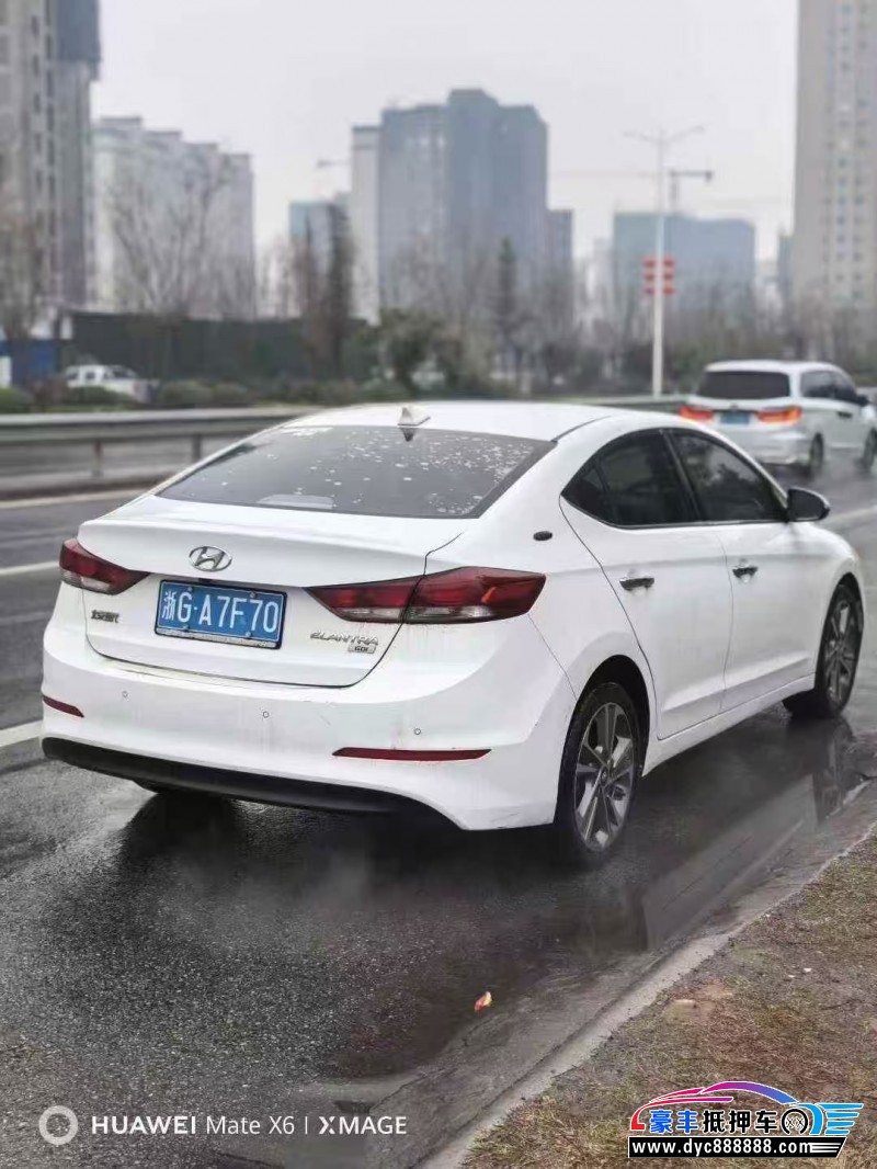 17年现代领动轿车抵押车出售