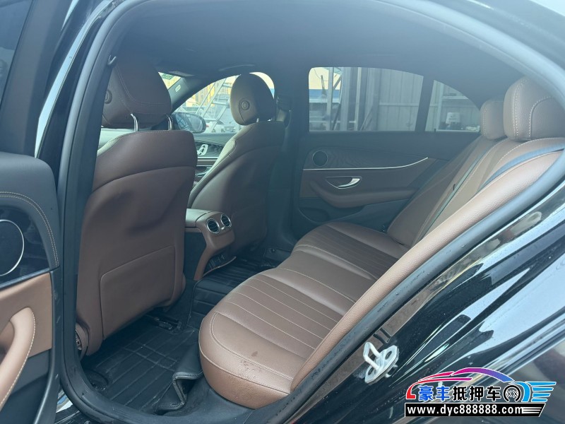 21年奔驰E轿车抵押车出售