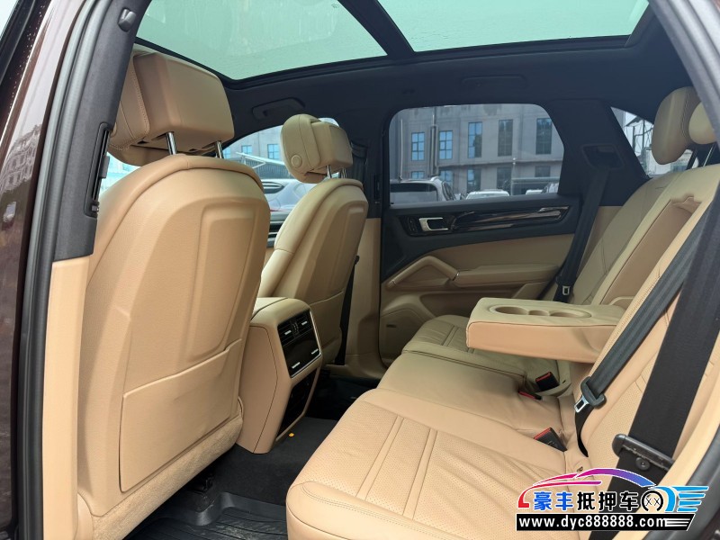 19年保时捷卡宴轿车抵押车出售