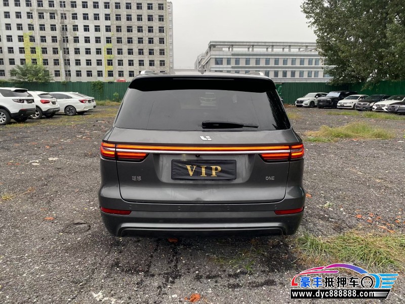 21年理想ONE轿车抵押车出售