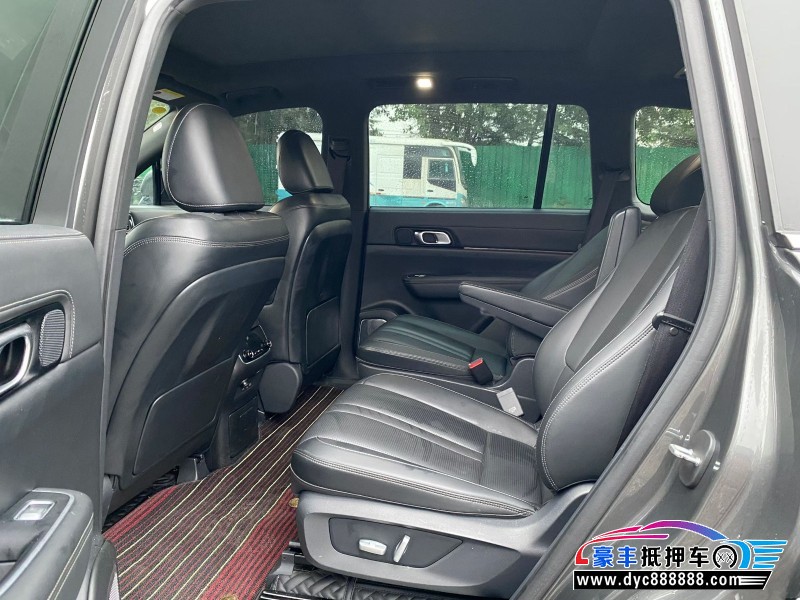 21年理想ONE轿车抵押车出售