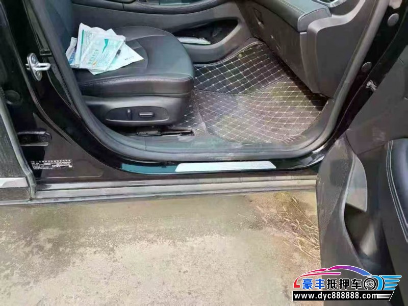 23年别克君越轿车抵押车出售