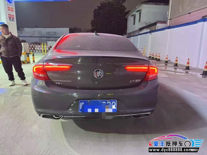 16年别克君越轿车抵押车出售