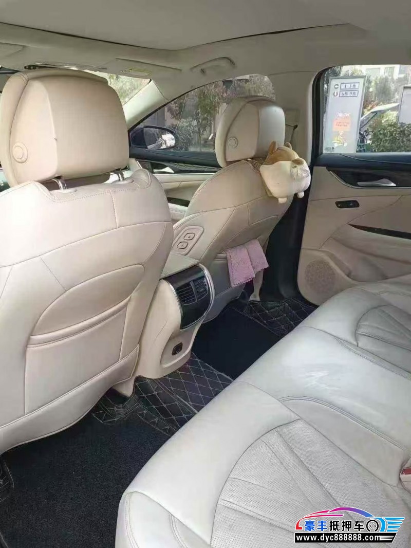 20年别克君越轿车抵押车出售