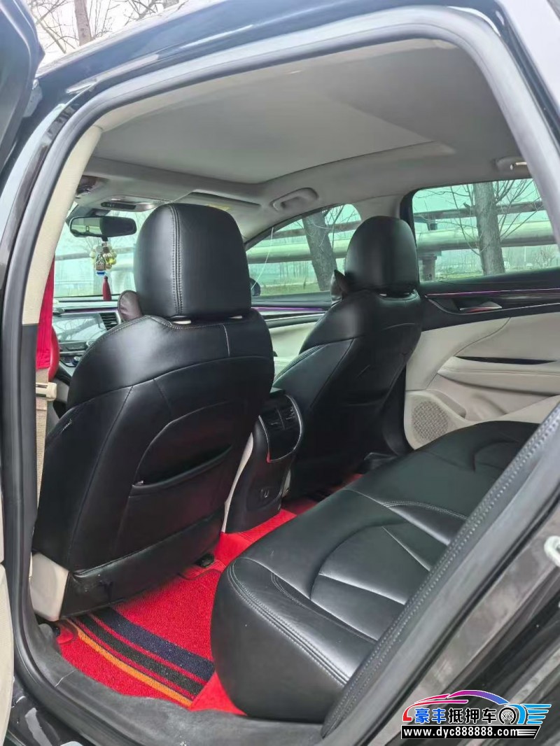 20年别克君越轿车抵押车出售