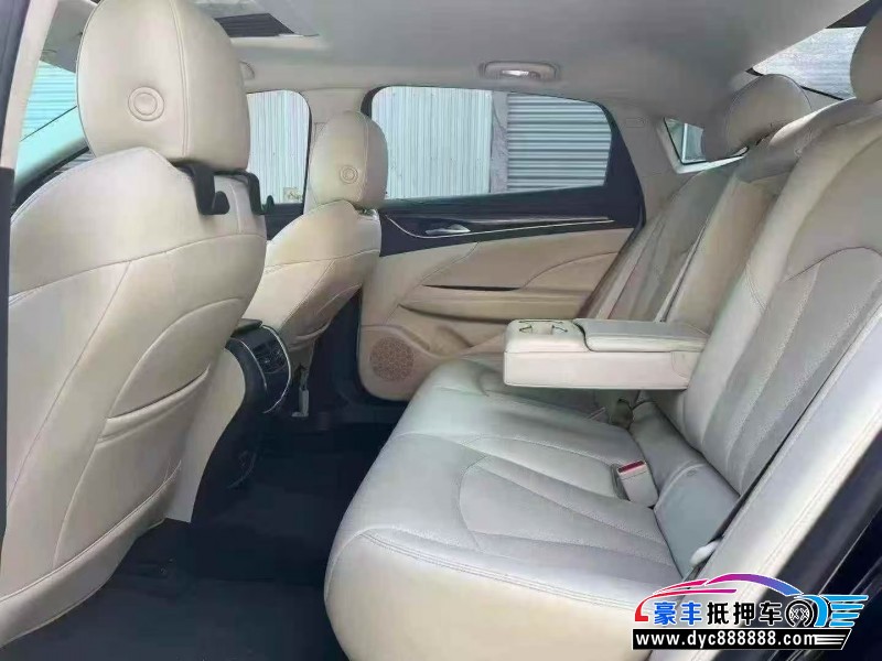 20年别克君越轿车抵押车出售