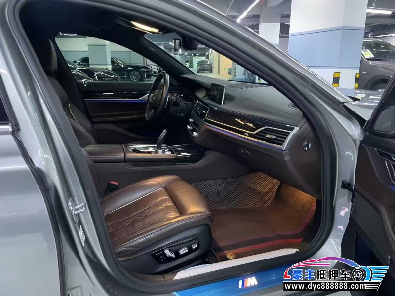 21年宝马7系轿车抵押车出售