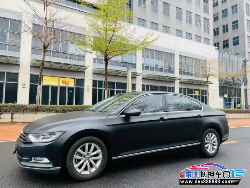 19年大众迈腾轿车抵押车出售