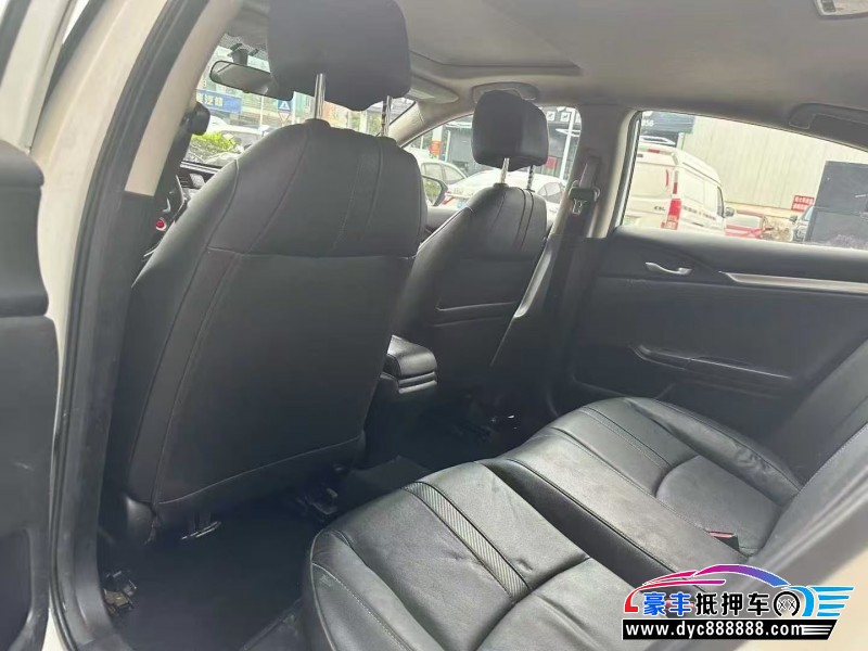 17年本田思域轿车抵押车出售