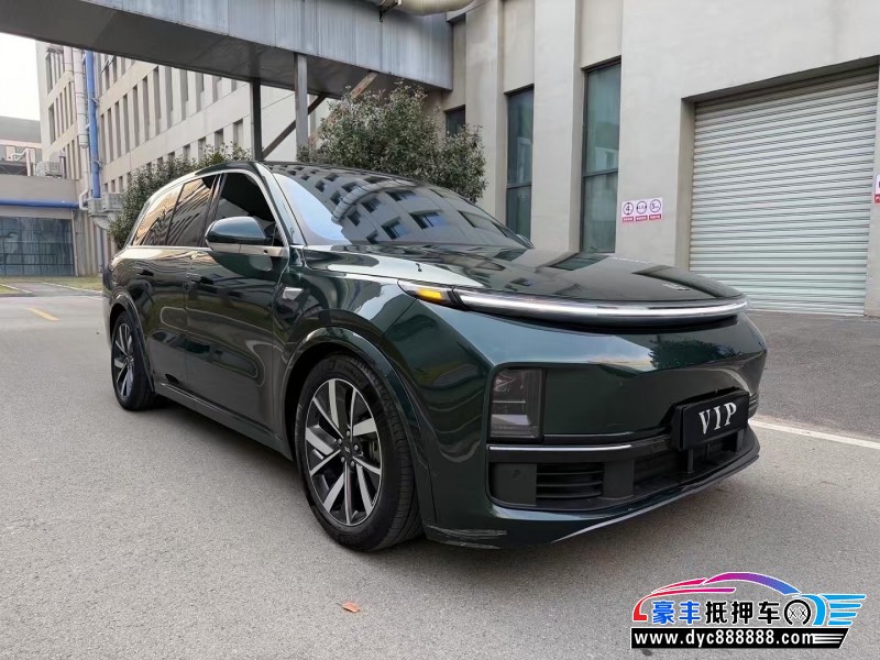 23年理想L8轿车抵押车出售