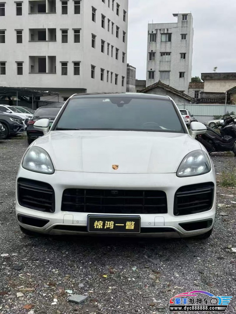 抵押车出售23年保时捷卡宴轿车