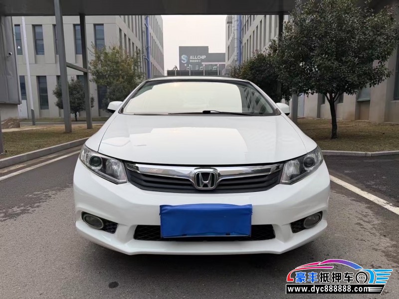 抵押车出售13年本田思域轿车