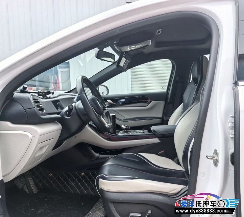 21年比亚迪秦轿车抵押车出售