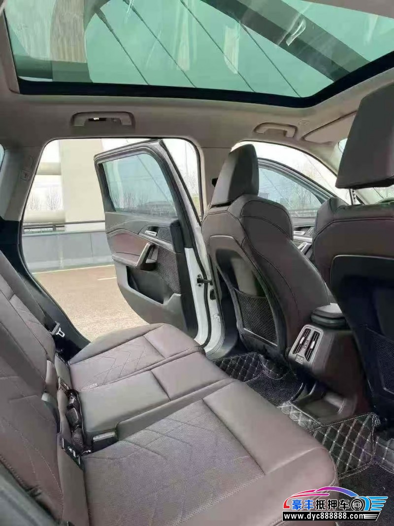 24年宝马X1轿车抵押车出售