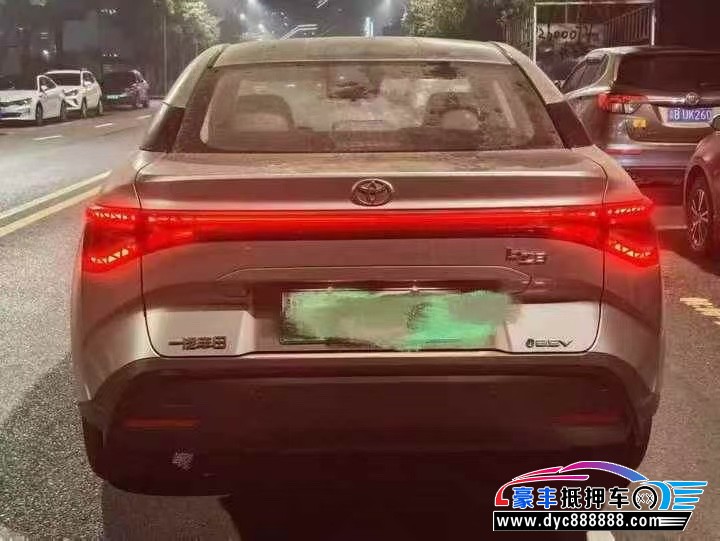 25年丰田BZ3轿车抵押车出售