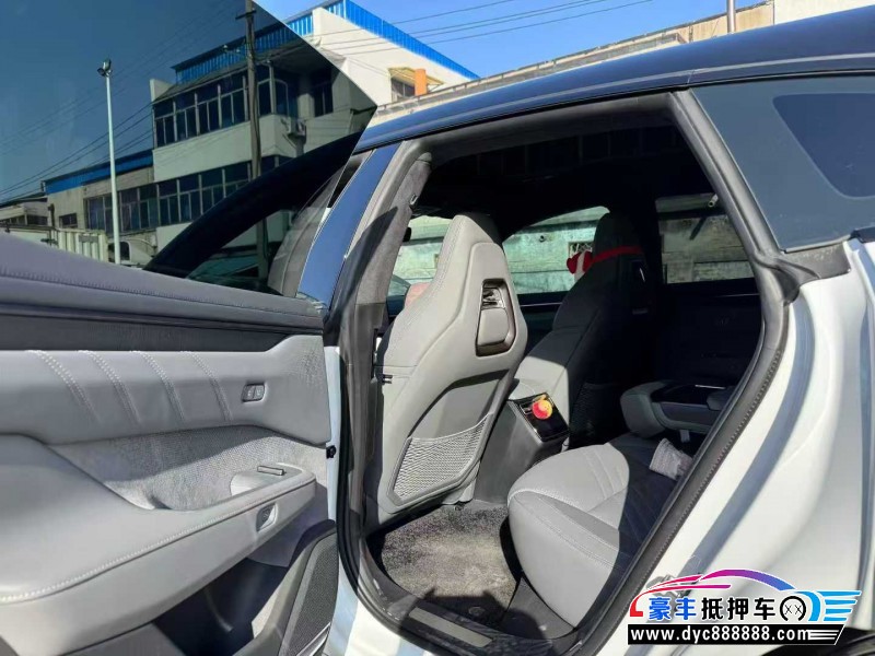 24年极氪001轿车抵押车出售