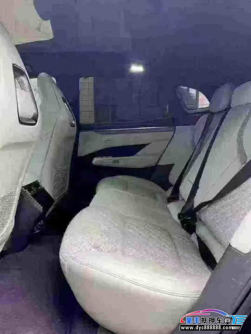 24年极氪001轿车抵押车出售