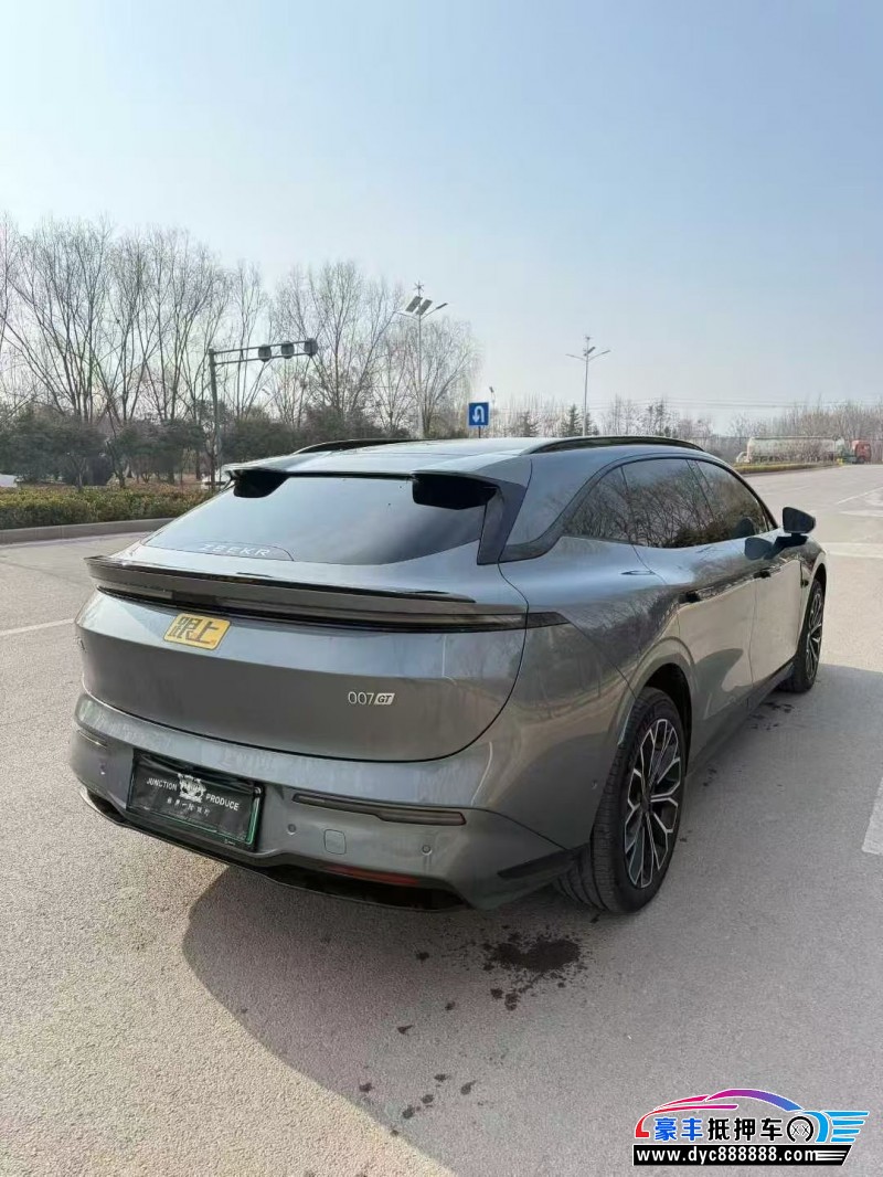 25年极氪007轿车抵押车出售