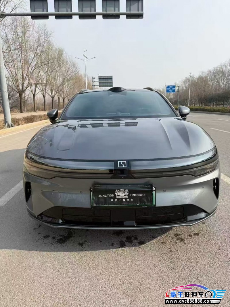 抵押车出售25年极氪007轿车