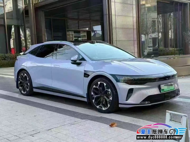 25年极氪007轿车抵押车出售