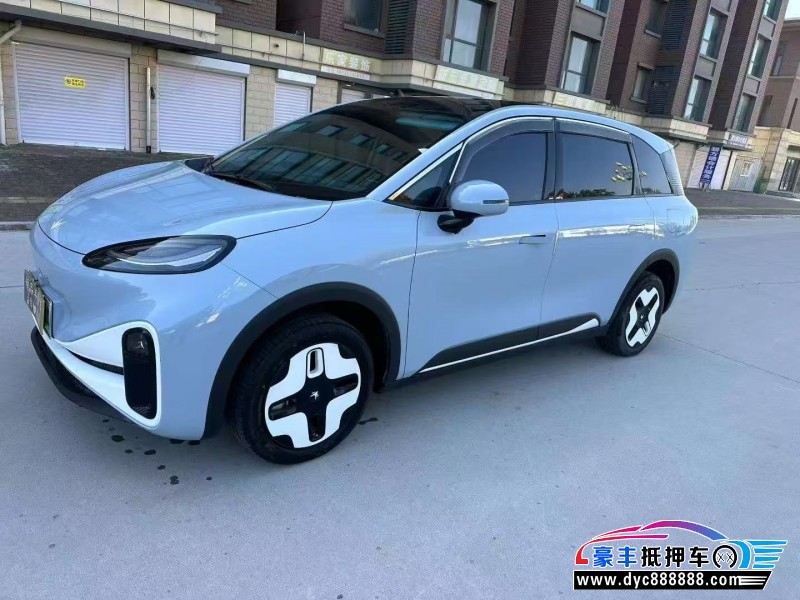 25年极狐考拉轿车抵押车出售