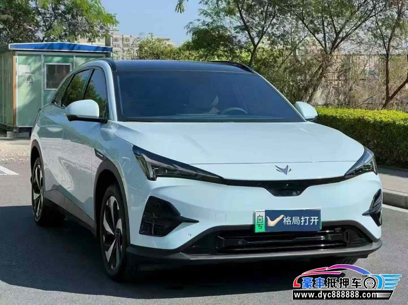 25年极狐阿尔法T轿车抵押车出售