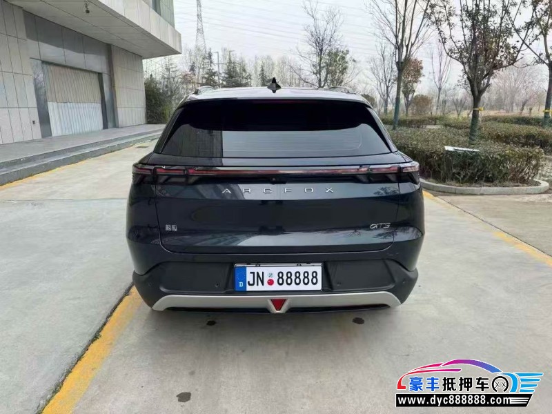 24年极狐阿尔法S轿车抵押车出售