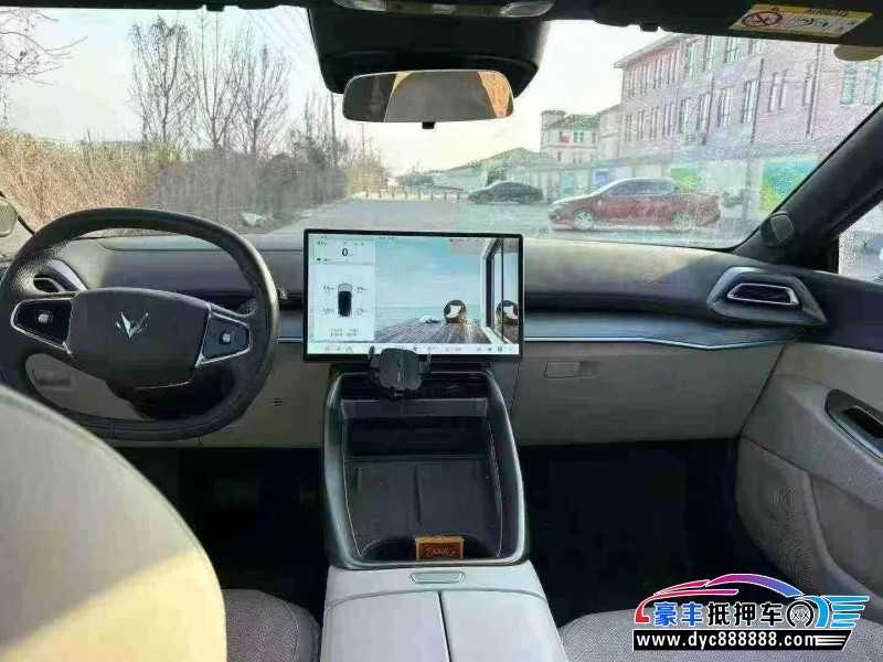 25年极狐阿尔法S轿车抵押车出售