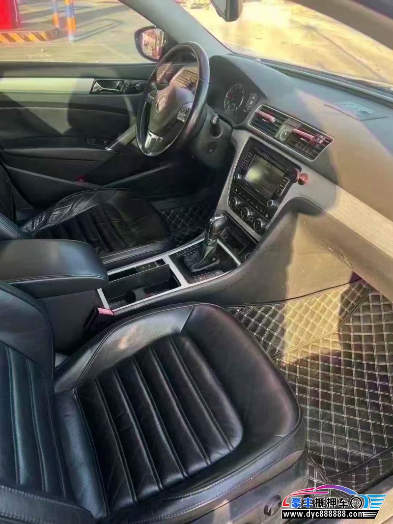 13年大众帕萨特轿车抵押车出售