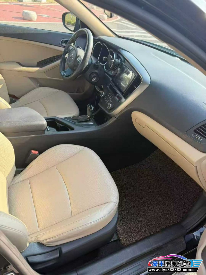 16年起亚K5轿车抵押车出售