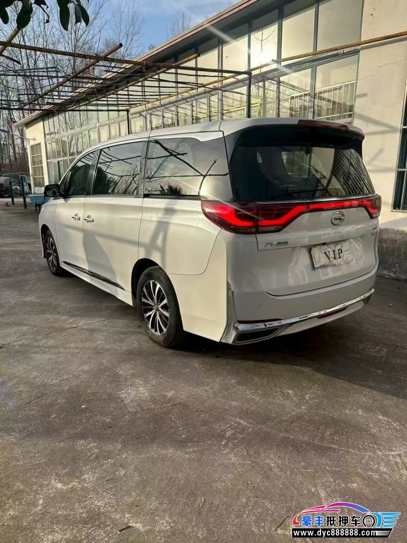 22年传祺M8轿车抵押车出售