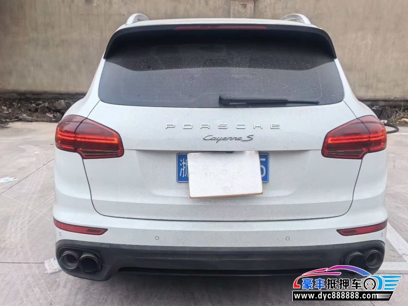 16年保时捷卡宴轿车抵押车出售