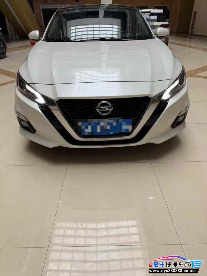 21年日产天籁轿车抵押车出售