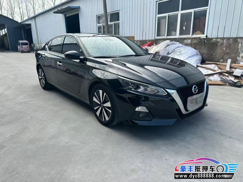 21年日产天籁轿车抵押车出售