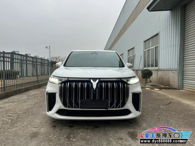 23年岚图梦想家轿车抵押车出售