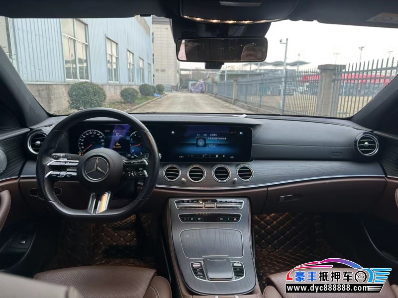 21年奔驰E轿车抵押车出售