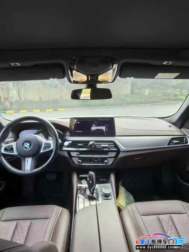 22年宝马5系轿车抵押车出售