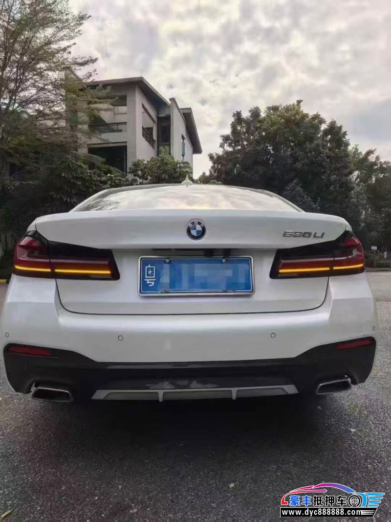 22年宝马5系轿车抵押车出售