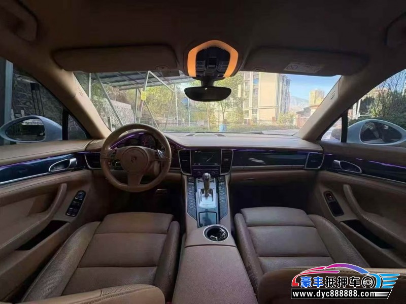 16年保时捷帕纳梅拉跑车抵押车出售