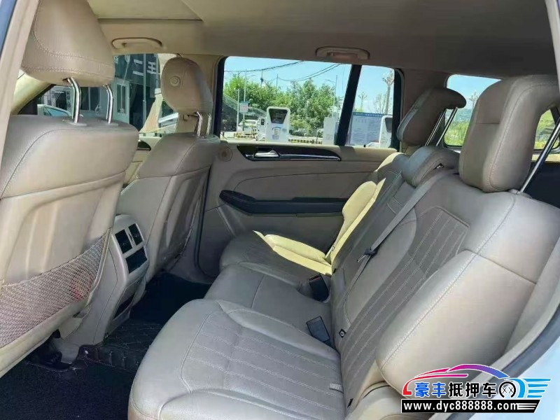 16年奔驰GLSSUV抵押车出售