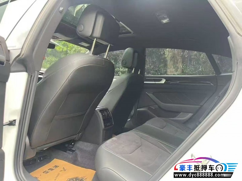 25年大众CC轿车抵押车出售