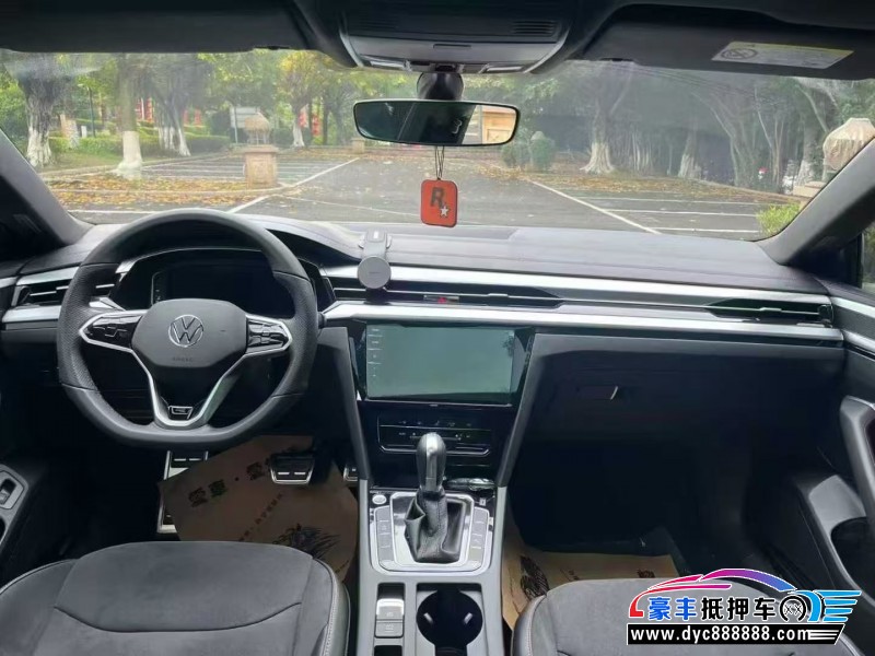 25年大众CC轿车抵押车出售