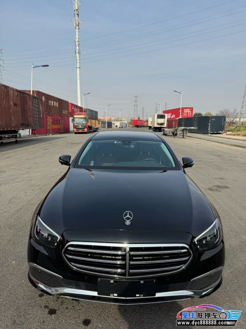 23年奔驰E轿车抵押车出售