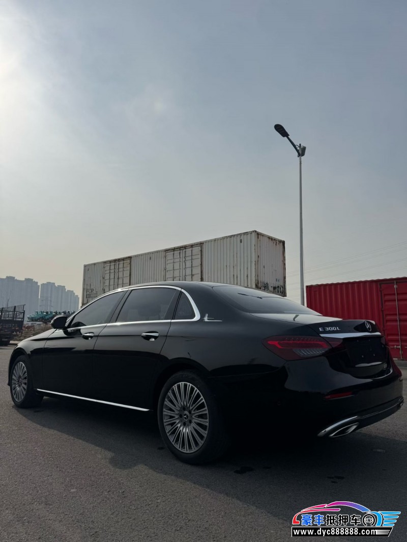 23年奔驰E轿车抵押车出售