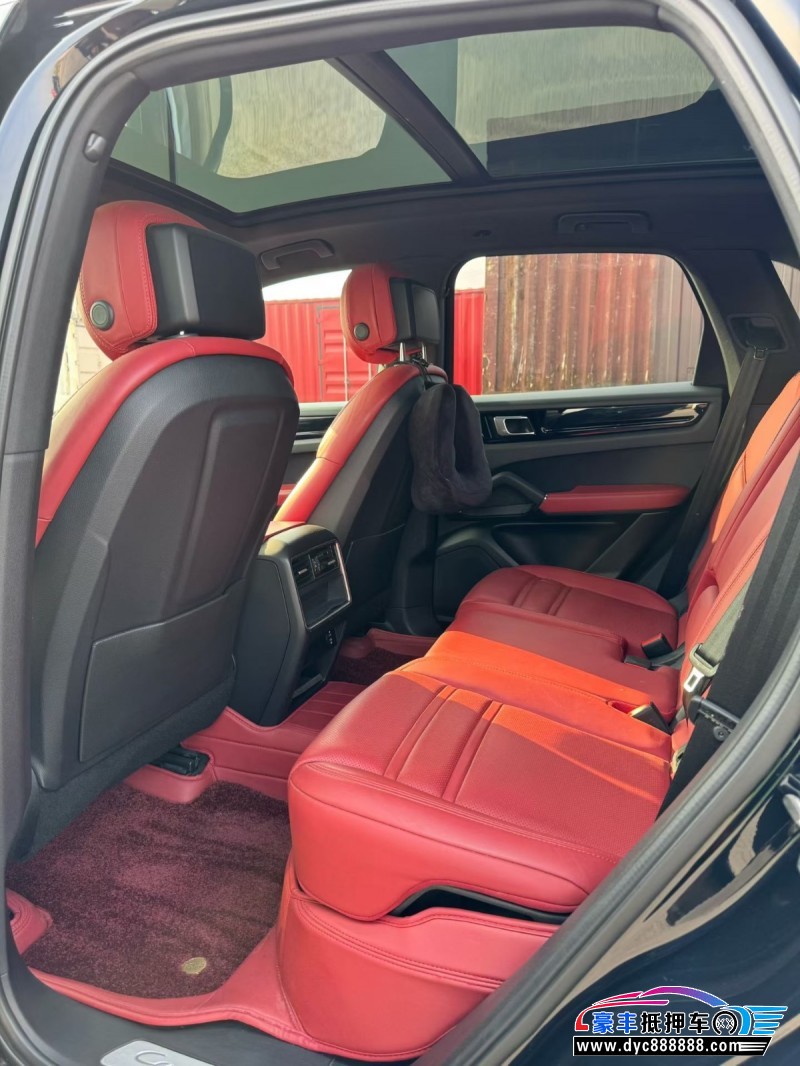 20年保时捷卡宴轿车抵押车出售