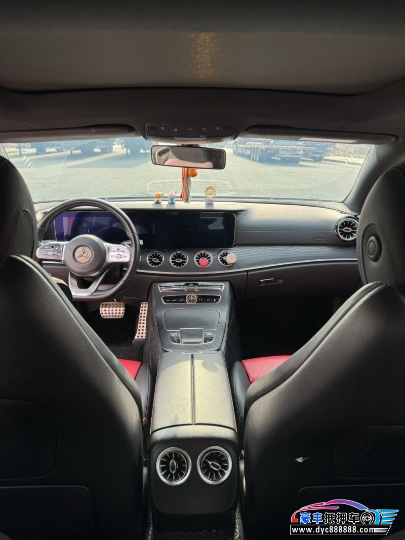 20年奔驰E轿车抵押车出售