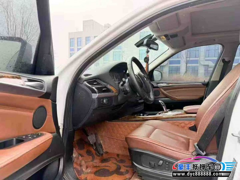 13年宝马X5轿车抵押车出售