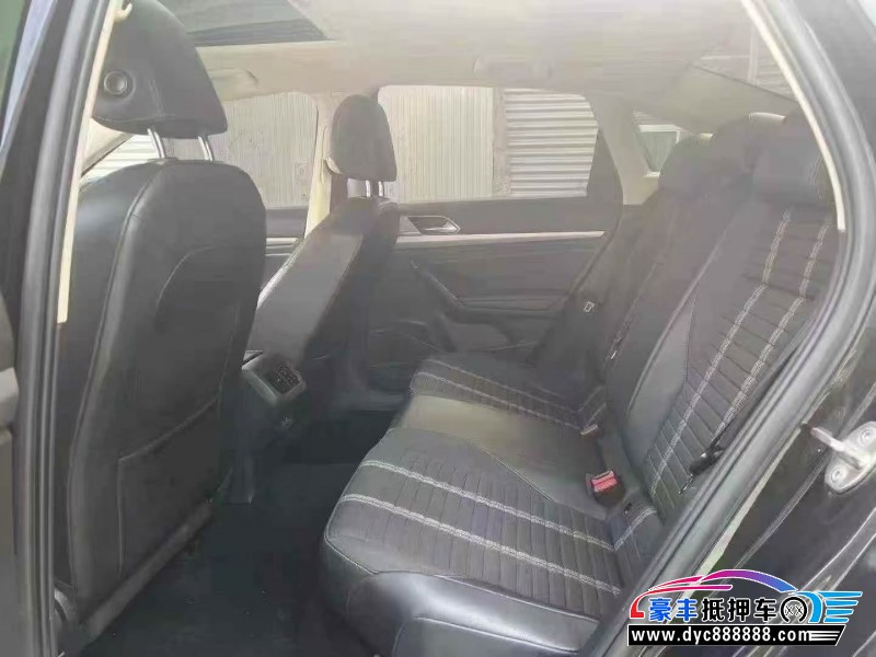 20年大众朗逸轿车抵押车出售